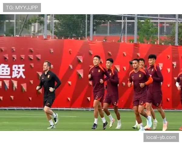 国足集训重点考察锋线球员，伊万科维奇为世预赛寻找破门点